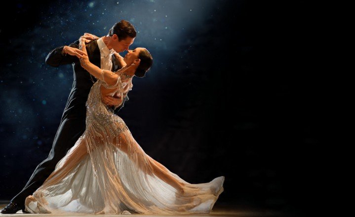 How to Maintain Good Posture While Dancing