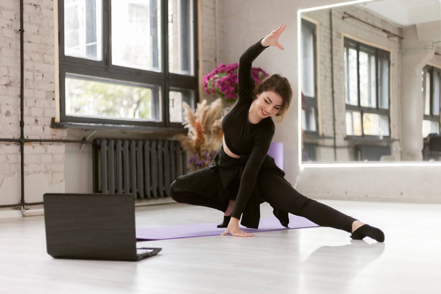 Dance Fitness at Home vs Studio Classes: What Actually Works